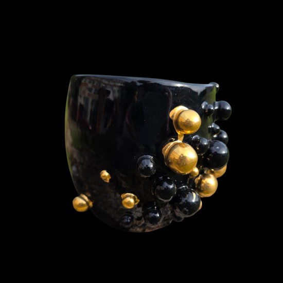 Puodelis "Obsidianas"