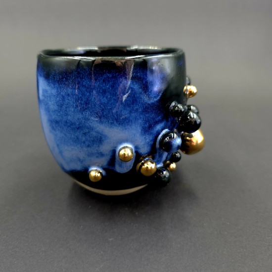 Skulptūrinis akmens masės puodelis  "Royal Blue "